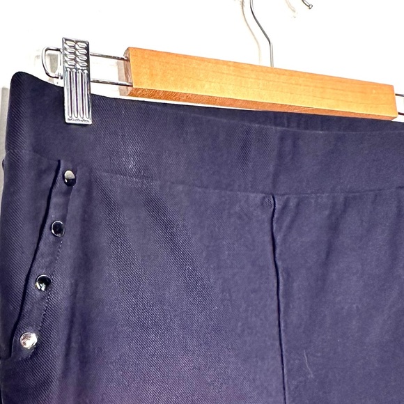 Loft | Navy Blue Stirrup Pants Size Medium - Picture 5 of 7
